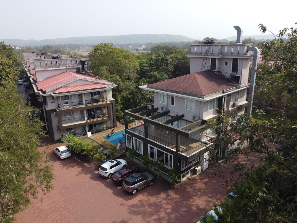 4Bhk Stunning Apartment With Pool 2Bhkx2 Old Goa Bagian luar foto